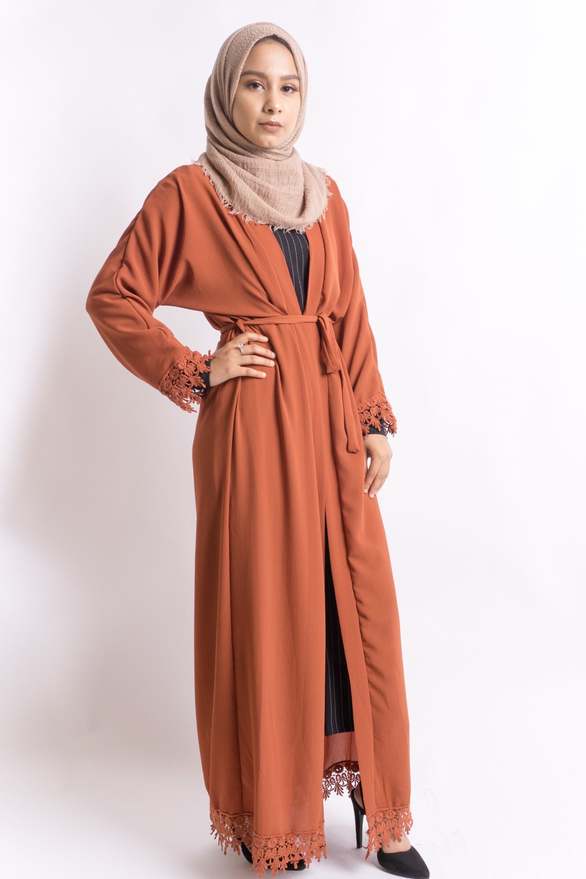 Classic Lace Open Abaya - Rust